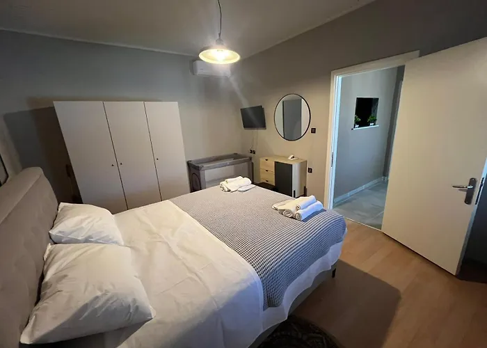 Kariofilli\'S House