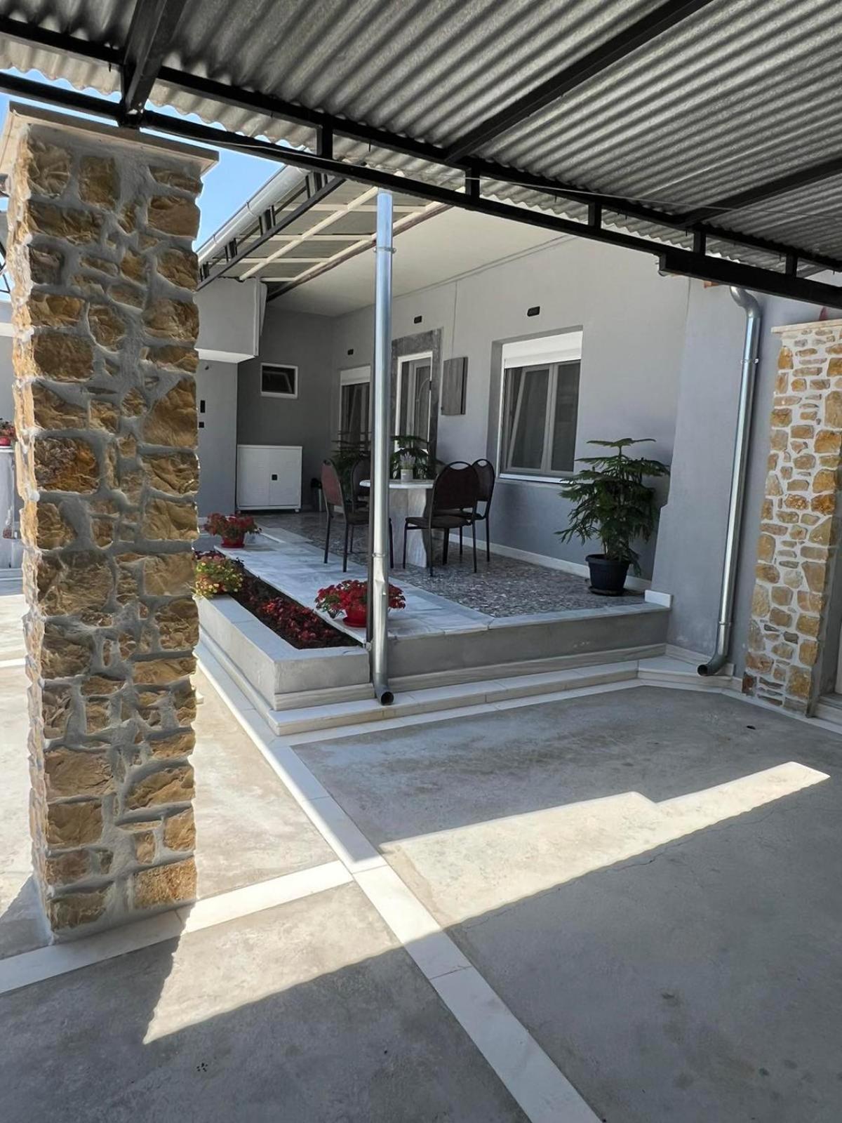 Kariofilli's House * Ágios Athanásios